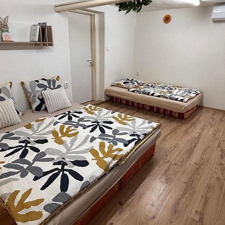 Apartmanovy Dom Grand Sturovo Exterior photo