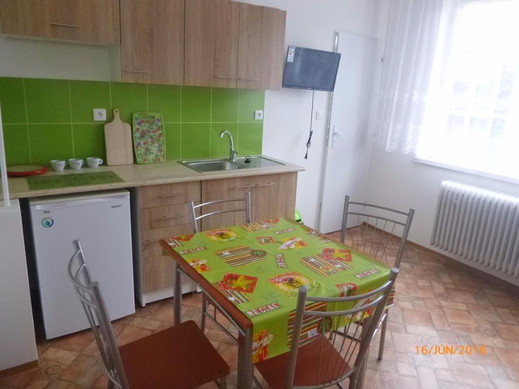 Apartmanovy Dom Grand Sturovo Exterior photo