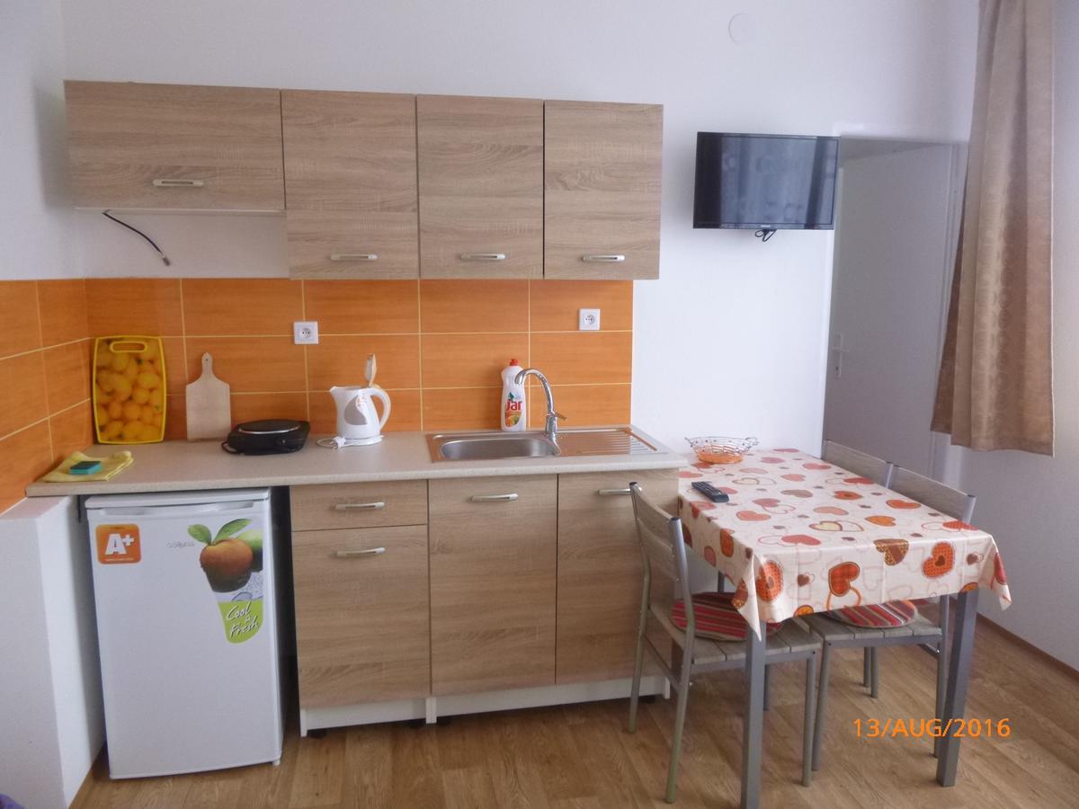 Apartmanovy Dom Grand Sturovo Exterior photo